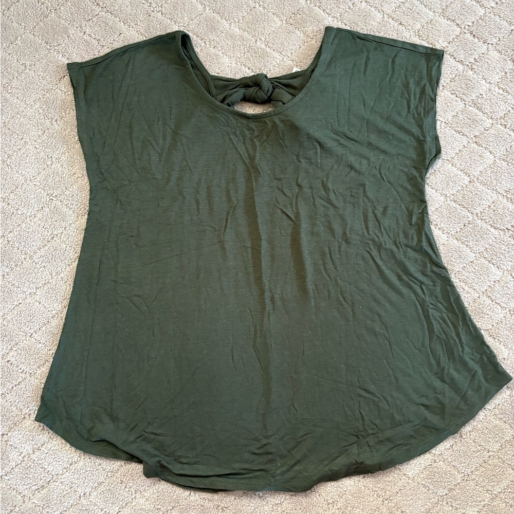 Bobeau Blouse with Back Knot Forest Green women’s Medium NWT